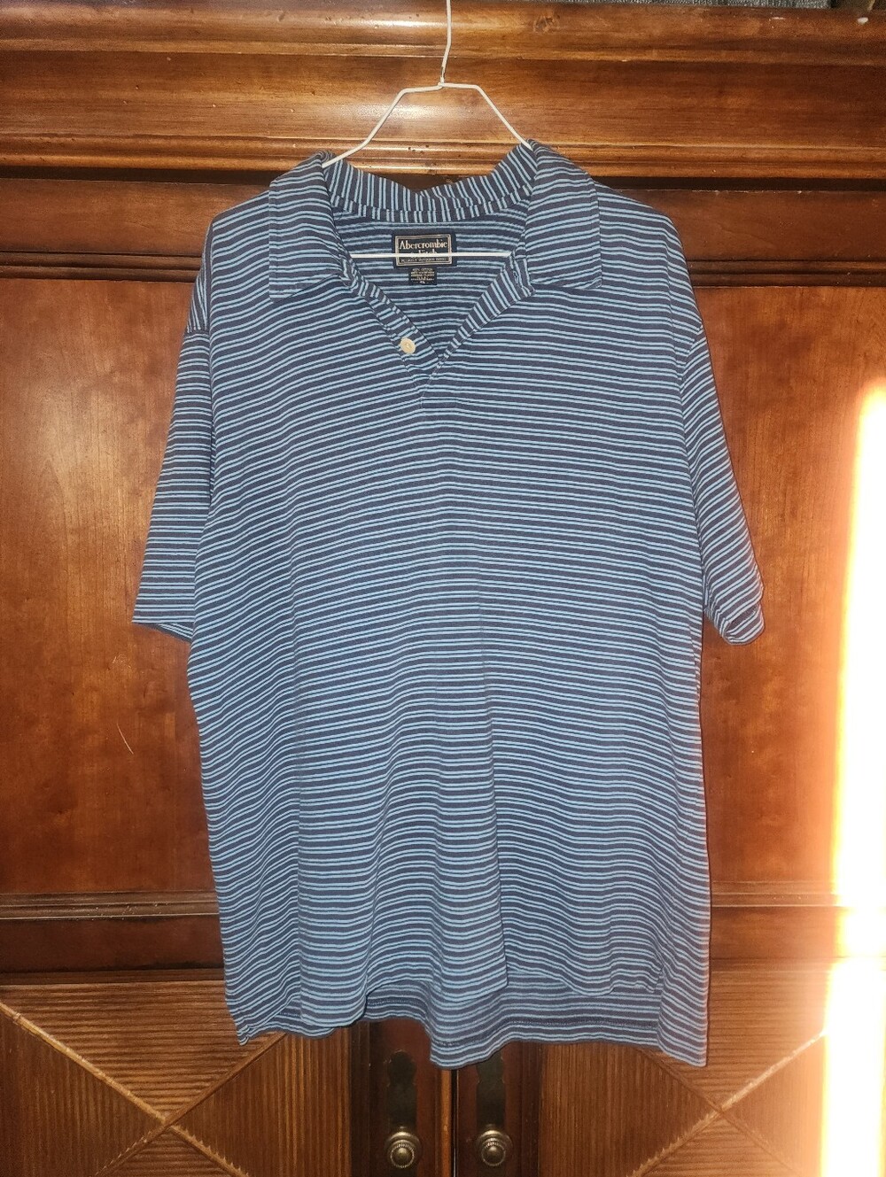 Mens  XL Vintage Abercrombie & Fitch Light Blue Striped